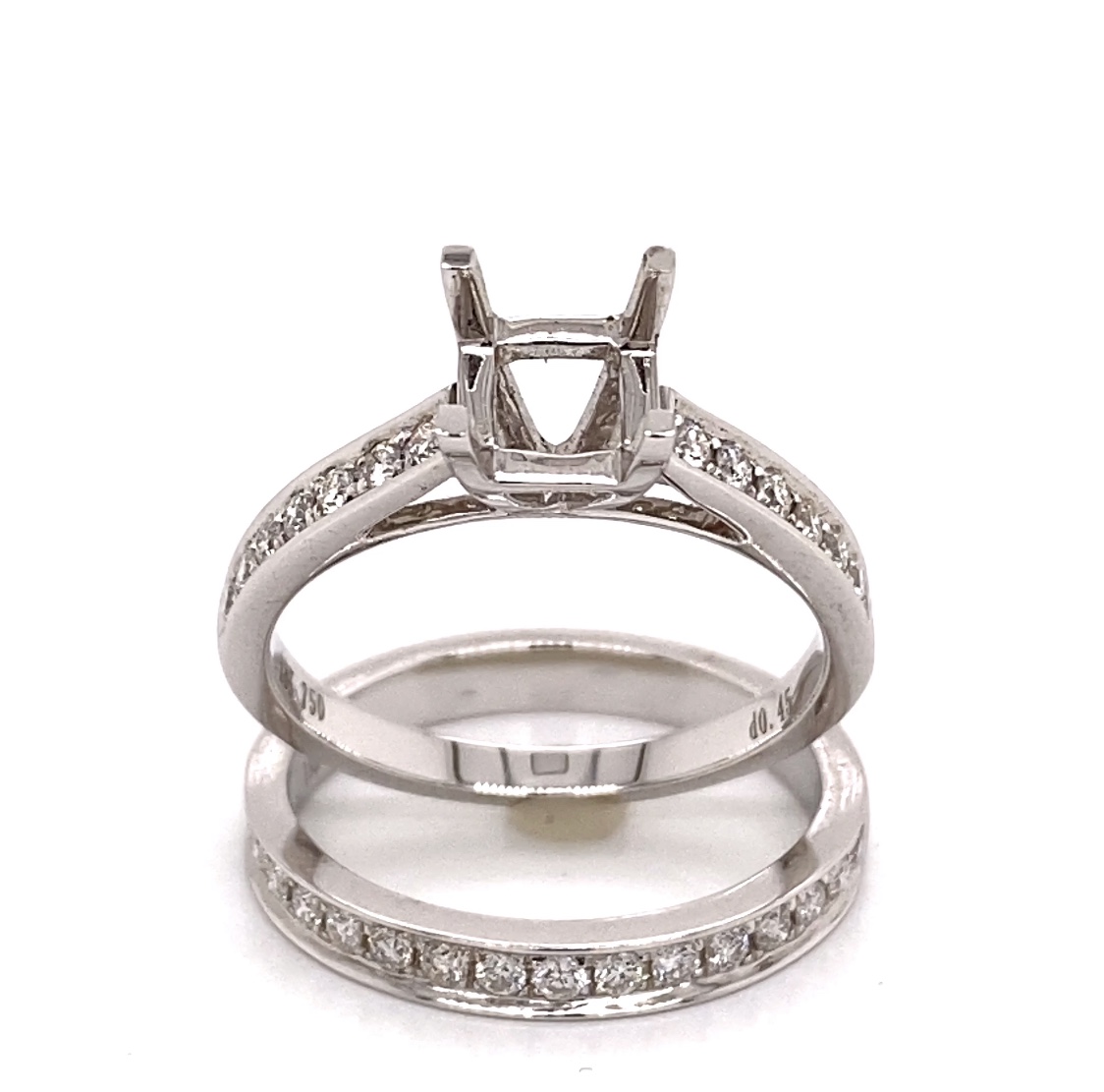 18k Semi Mount Engagement Ring & Wedding Band Set 